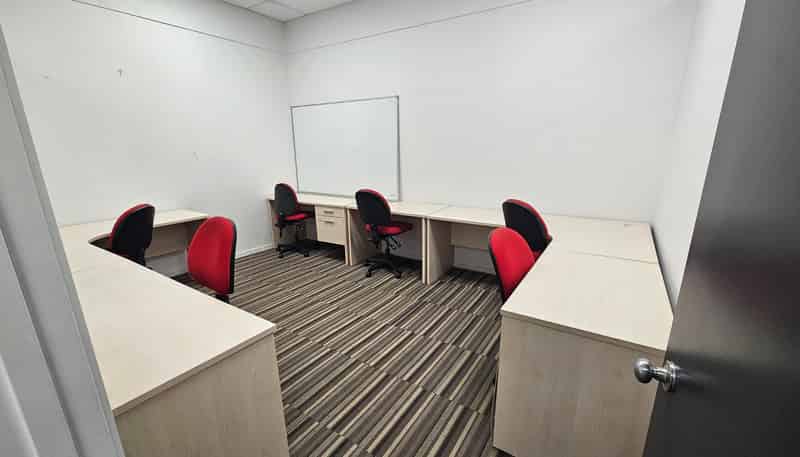 7 Campbell Rd, Royal Oak