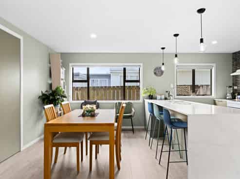 329 Westminster Avenue, Tamatea