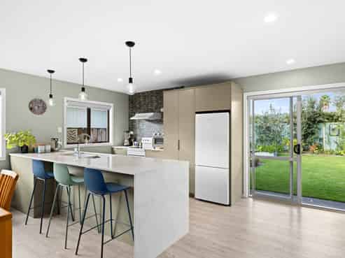 329 Westminster Avenue, Tamatea