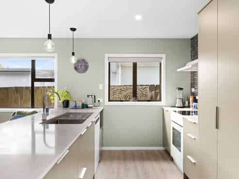 329 Westminster Avenue, Tamatea