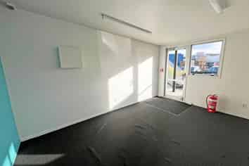 AFFORDABLE GROUND FLOOR OFFICE
