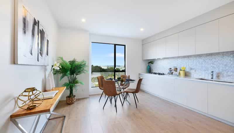 9/52B Rosedale Road, Pinehill