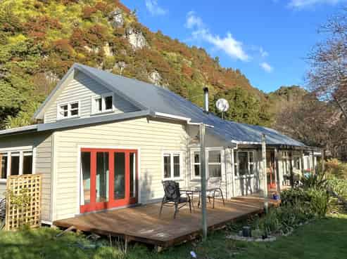 407 Hamama Road, Takaka