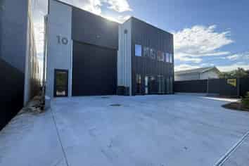 Brand New Modern Warehouse Office