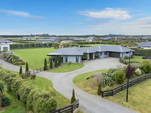 28 Landsborough Drive, Darfield