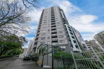 2C/6 St Martins Lane, Grafton