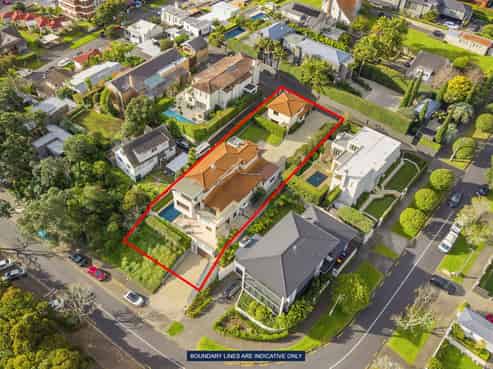 10 Ronaki Road, Mission Bay