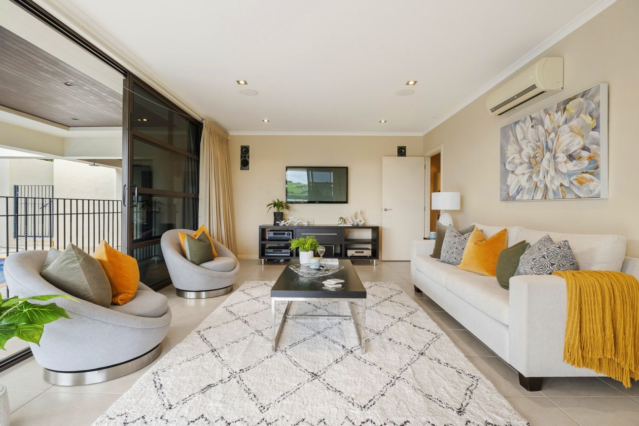 Elevated, private and packed with potential – pohled 5