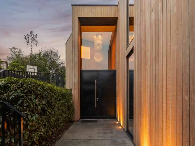 26 Hackthorne Road, Cashmere