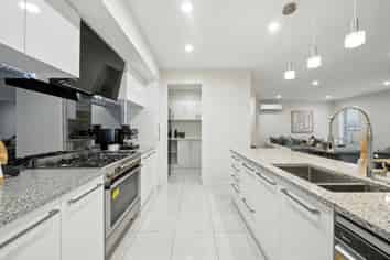 85 Tiritiri Moana Drive, Pegasus
