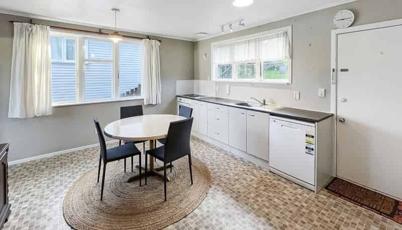 15 Anthony Street , Tawa