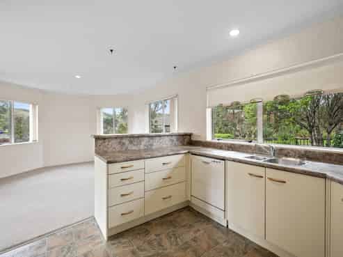 6 Cabeleigh Drive, Helensville