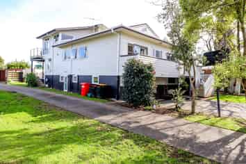 101 Heale Street, Thames