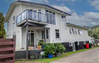 101 Heale Street, Thames