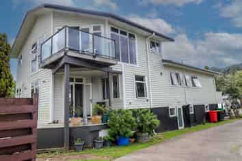 101 Heale Street, Thames