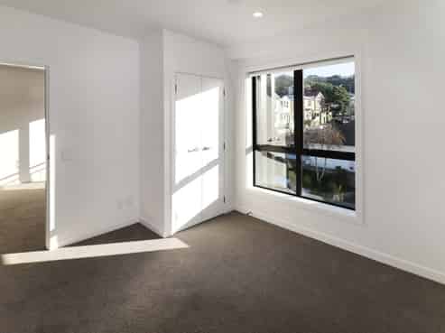 406/2 Colombo Street, Newtown