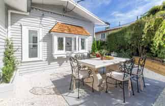 5A The Drive, Epsom