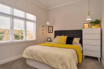 5A The Drive, Epsom