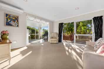 1/16 Woodview Rise, Botany Downs
