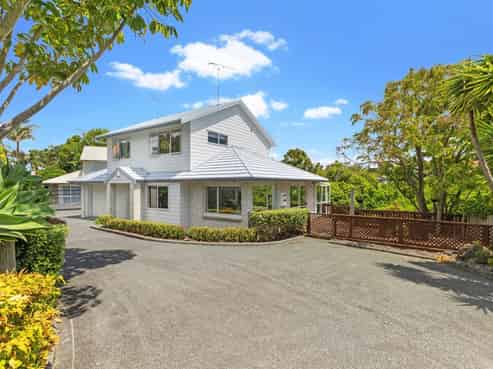 1/16 Woodview Rise, Botany Downs