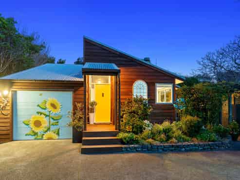 82 Te Moana Road, WAIKANAE BEACH