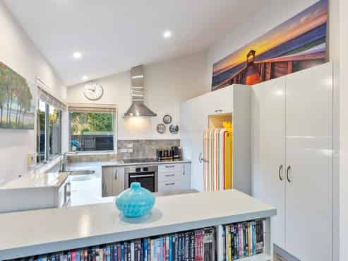 82 Te Moana Road, WAIKANAE BEACH