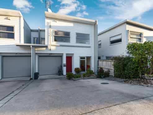 11 Karauria Lane, Orewa