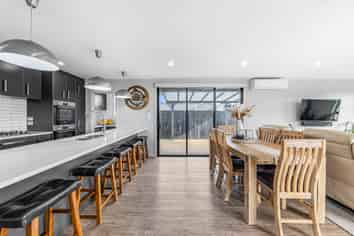 11 Okohaka Avenue, Glenbrook