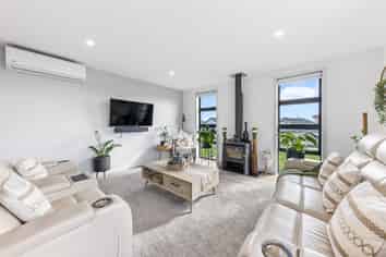 11 Okohaka Avenue, Glenbrook