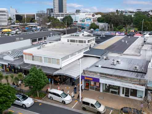 Passive investment in Takapuna’s retail heart