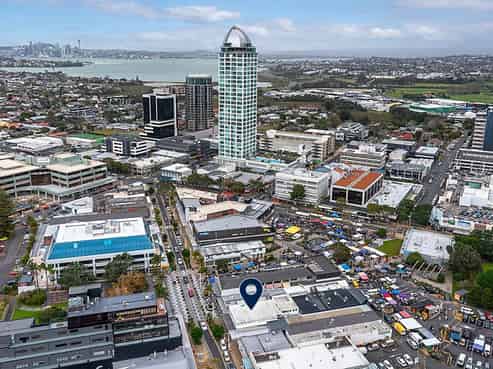 Passive investment in Takapuna’s retail heart