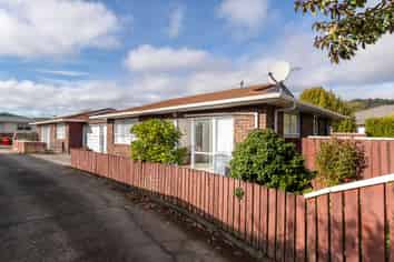 1/15 Benzie Avenue, Wallaceville