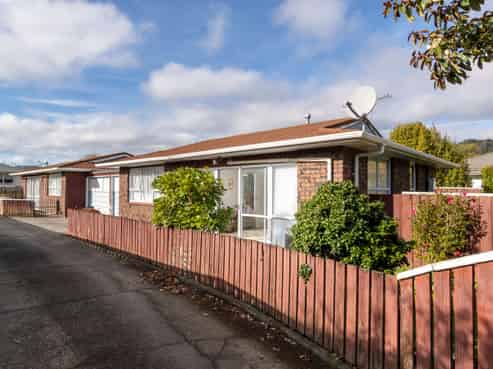 1/15 Benzie Avenue, Wallaceville