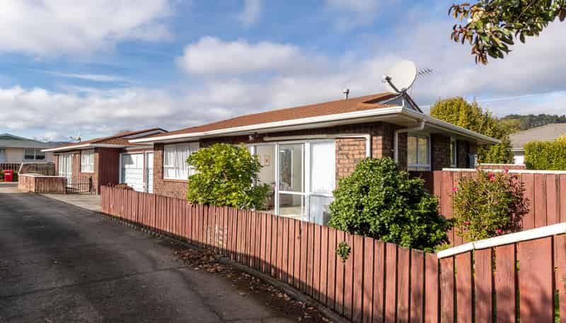 1/15 Benzie Avenue, Wallaceville