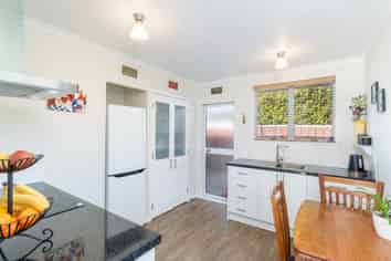 1/15 Benzie Avenue, Wallaceville