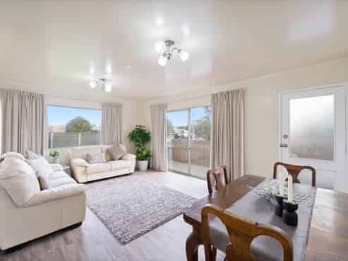 1/217 Swanson Road, Henderson