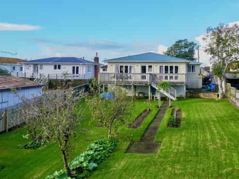 12 Gilliam Street, New Lynn