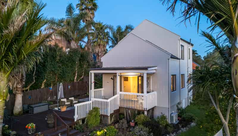 13 View Ridge Drive, Ranui