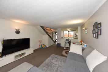 5/5 Kipling Street, Addington