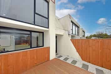 5/5 Kipling Street, Addington