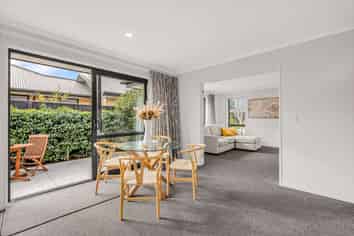 8 Tara Crescent, Ravenswood