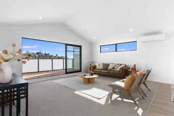 3A Upland Street, Brookfield