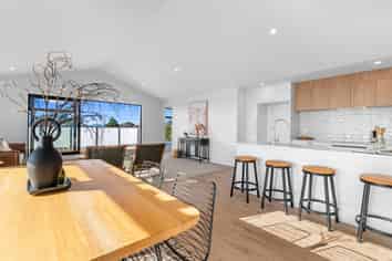 3B Upland Street, Brookfield