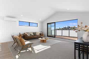 3B Upland Street, Brookfield