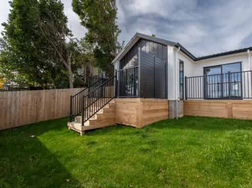 1/18 Church Road, Pukete
