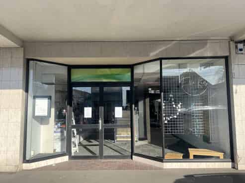 Kelburn retail