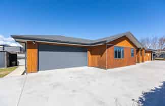 15A Carthew Street, Okato