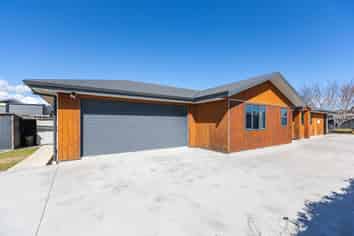 15A Carthew Street, Okato
