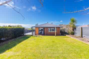 15A Carthew Street, Okato