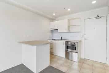 7B/18 Ronwood Avenue, Manukau